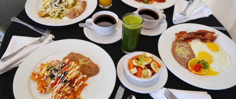 Hotel Posada El Rey Sol Ensenada Eksteriør bilde